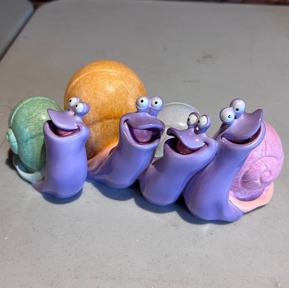 WDCC The Little Mermaid Sing Along Snails Walt Disney Classics Collection Decor